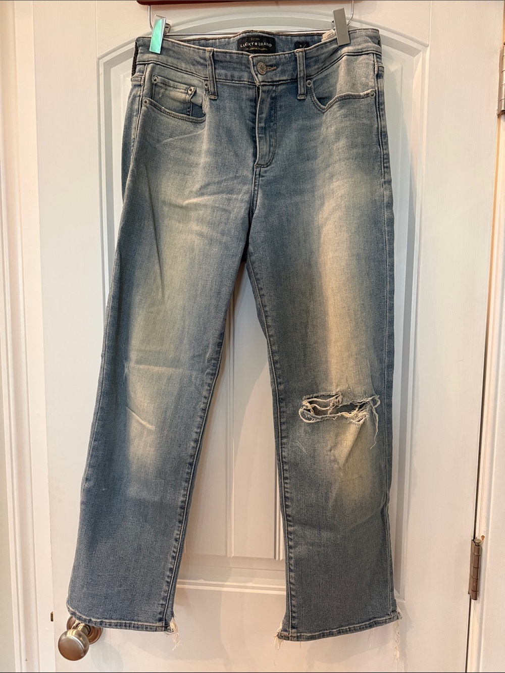 Lucky Brand Women's Faded Distressed Light Blue Straight-Leg Jeans Size 8/29
